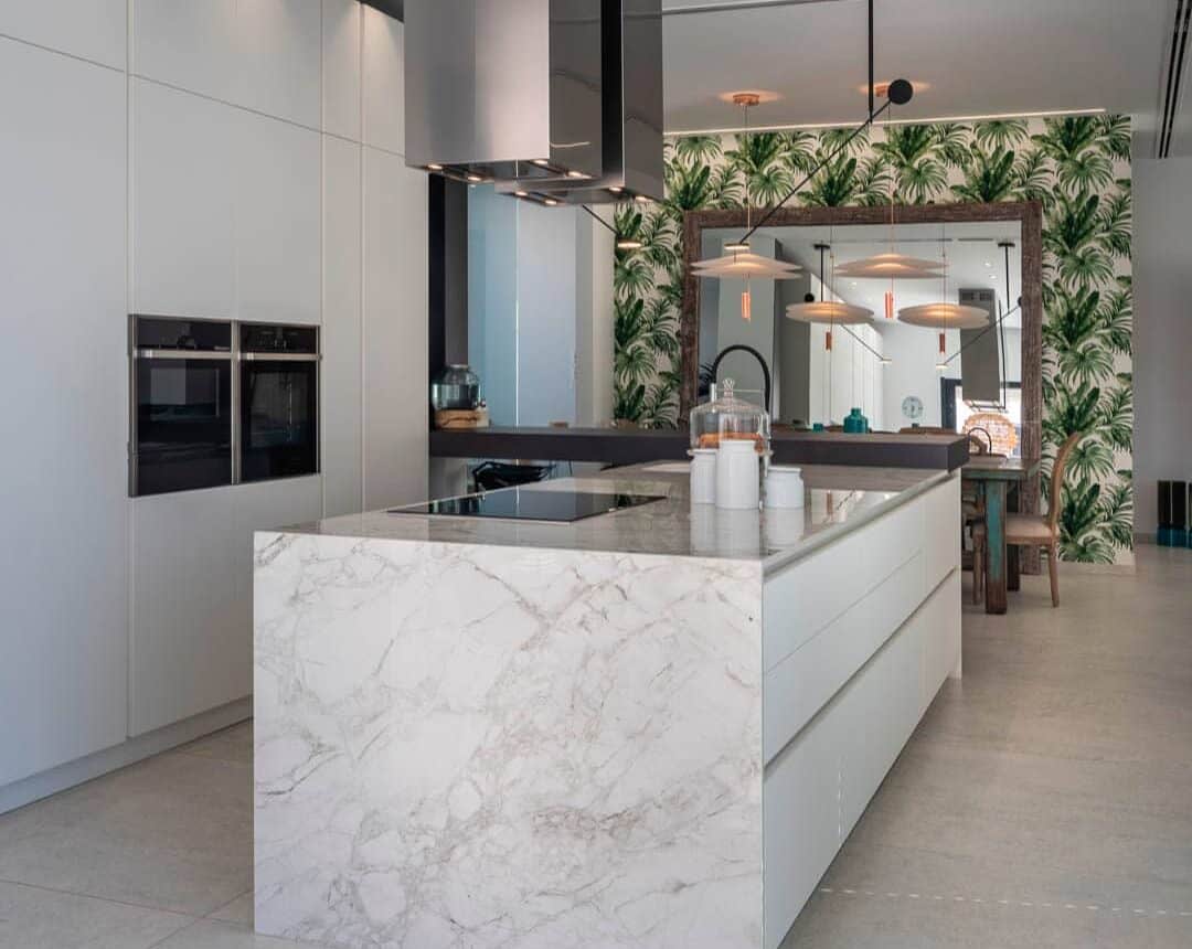 DEKTON COUNTERTOP WITH WATERFALL